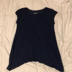navy tee